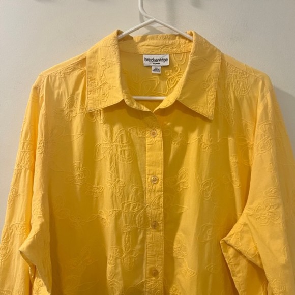 Breckenridge Woman Yellow Floral Embroidered 3/4 Sleeves Button Down Top Size 2x - Picture 3 of 11